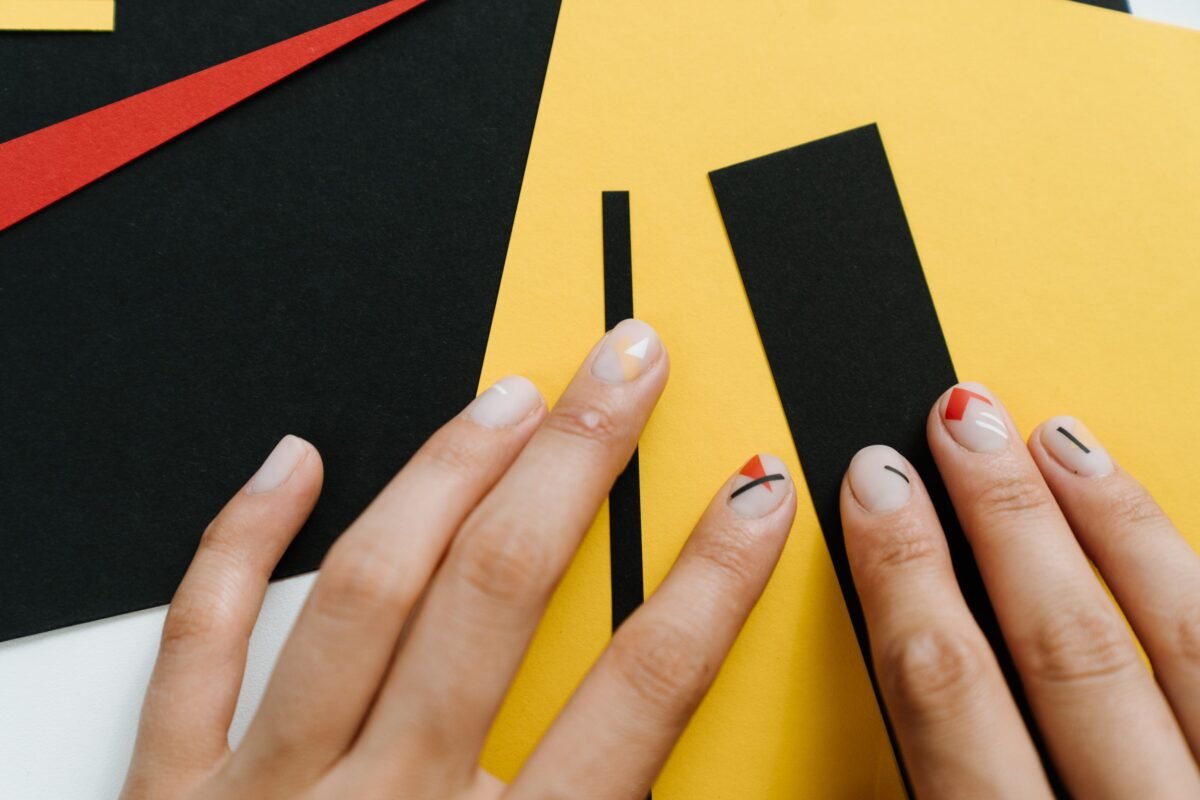 Diagonal Line Accents