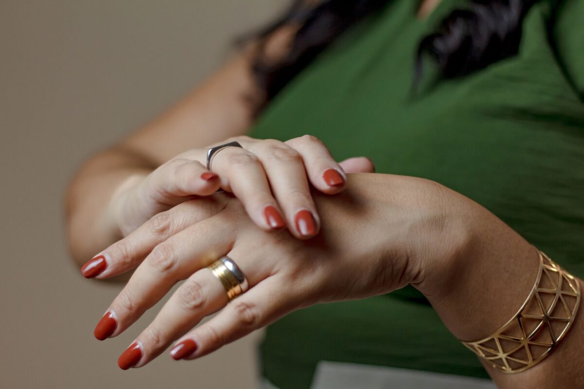 Ombre Nails Using a Makeup Sponge